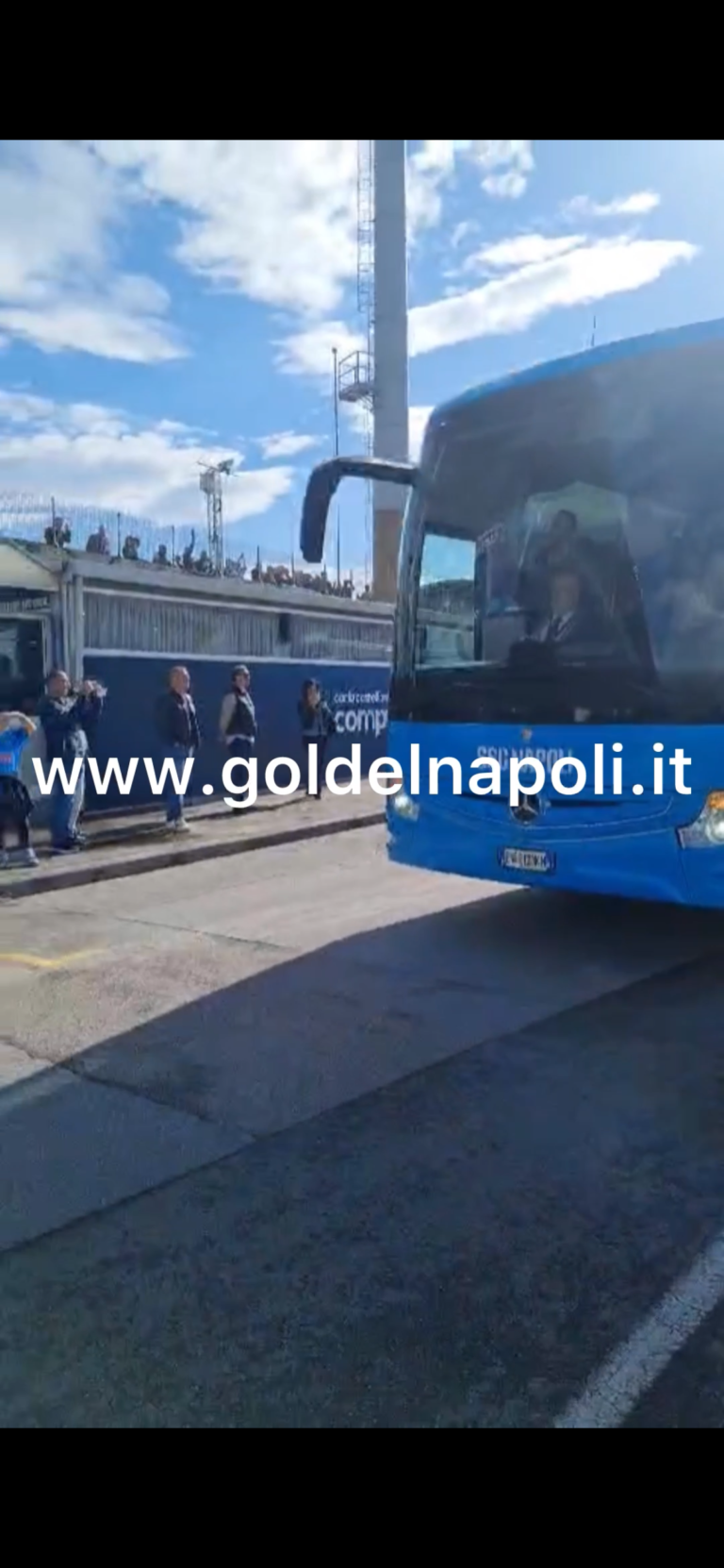 Empoli-Napoli, l’arrivo delle squadre al Castellani