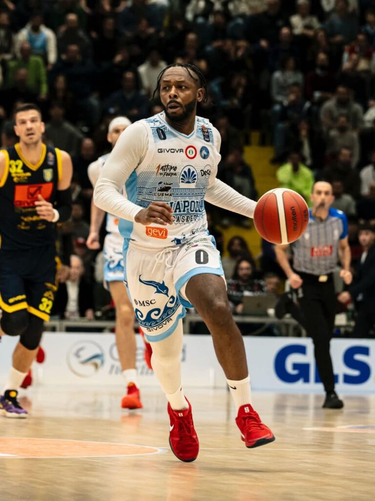 Finalmente Napoli Basket! Battuto Scafati dopo un supplementare