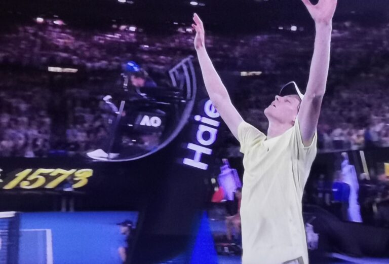 Australian Open, Sinner si conferma campione: sconfitto Zverev