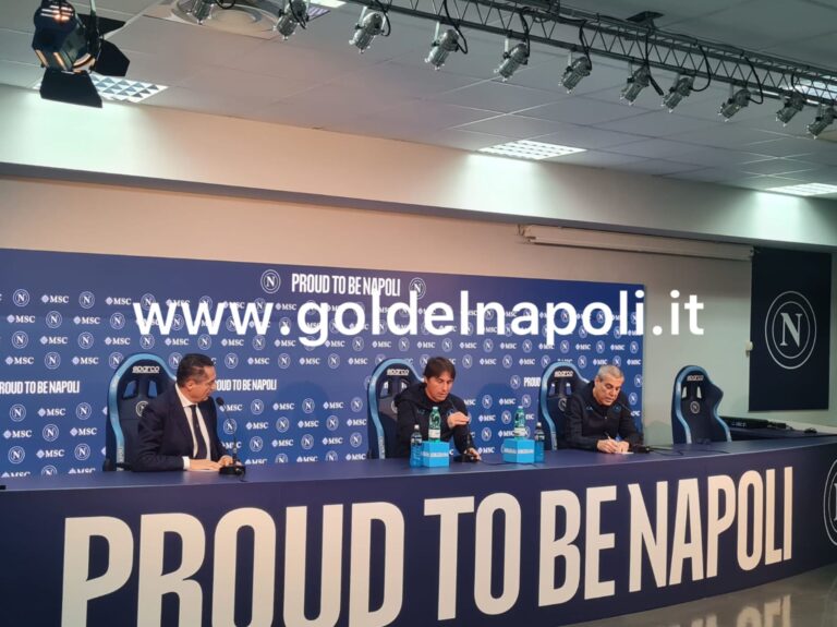 Conte in conferenza: “Politano e Kvara out”